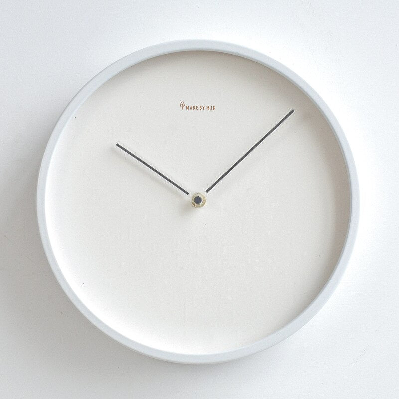 MJK Skandinavische Wanduhr