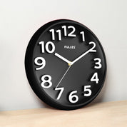MINDO Schlichte Wanduhr