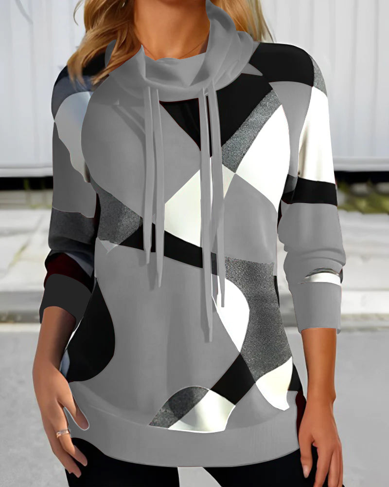 Bedruckter Rollkragenpullover mit Kapuze