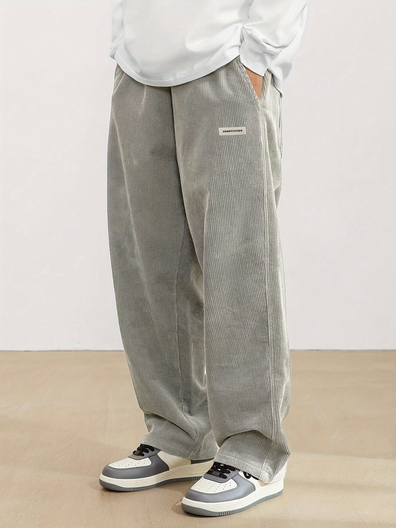 Herren Cordhose mit Taschen