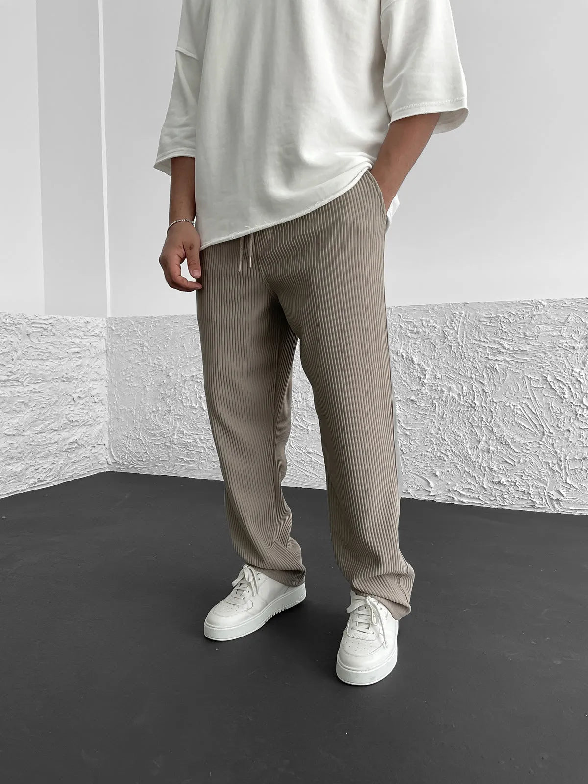 Moderne gerippte Hose