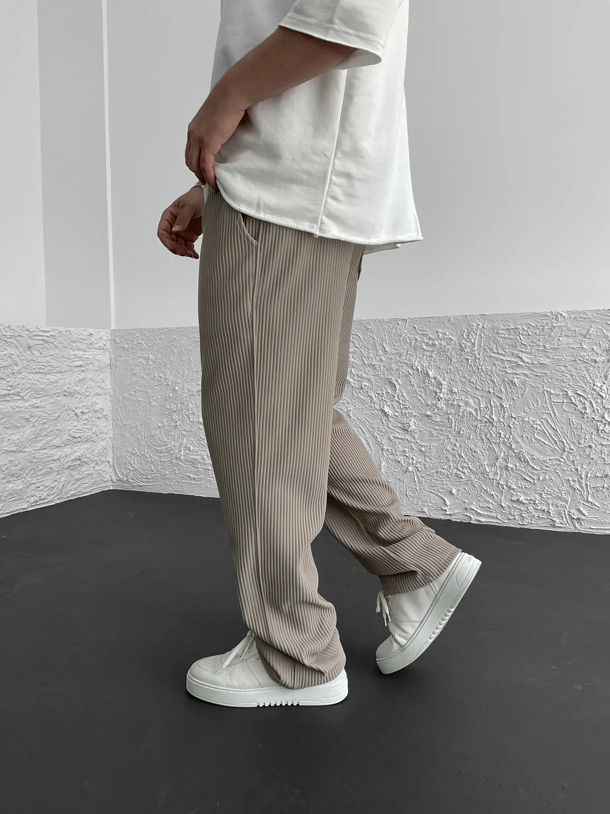 Moderne gerippte Hose
