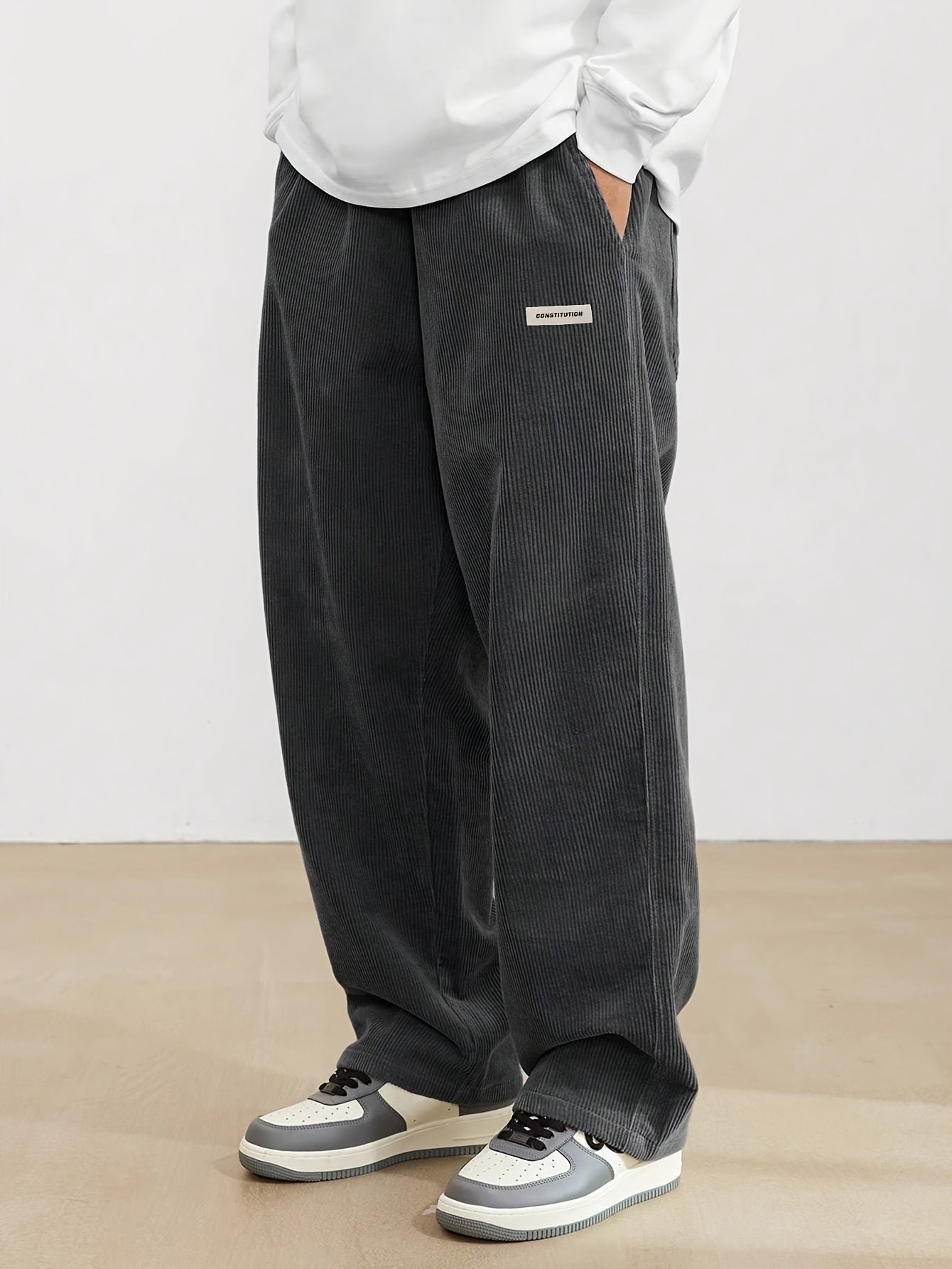 Herren Cordhose mit Taschen