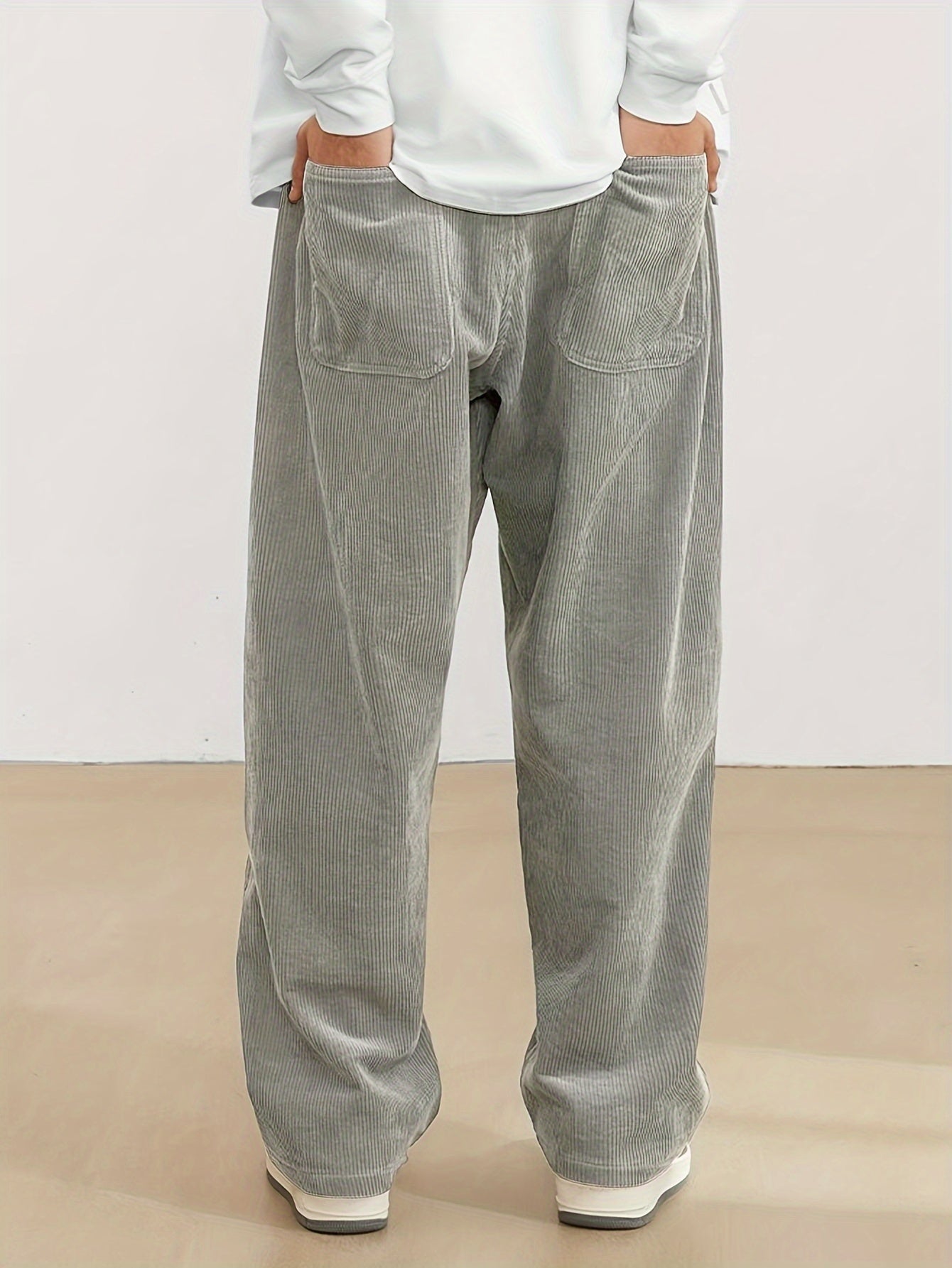 Herren Cordhose mit Taschen