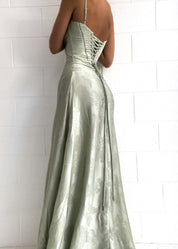 Tailliertes Satin Maxikleid