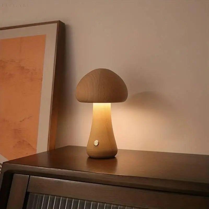 Mushroom-Lamp-Pilz-Nachttischleuchte-Elegare-5370925.jpg