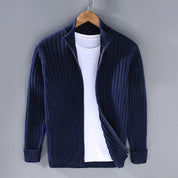 Stilvoller Herren Rippstrickjacke