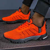 Atmungsaktive sportliche Turnschuhe