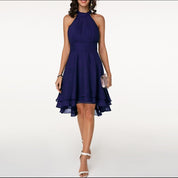 Stilvolles Kleid mit charmanten Rüschen