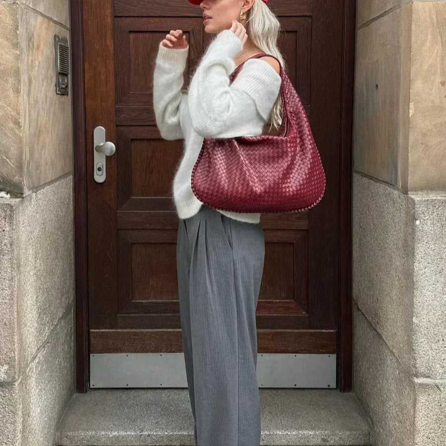 luxebagred.webp