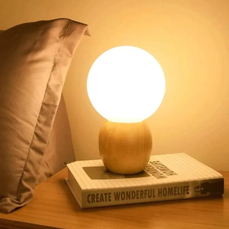 Blume Nordische Tischlampe