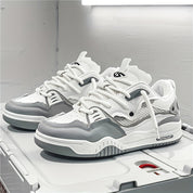 Stylische leichte Turnschuhe